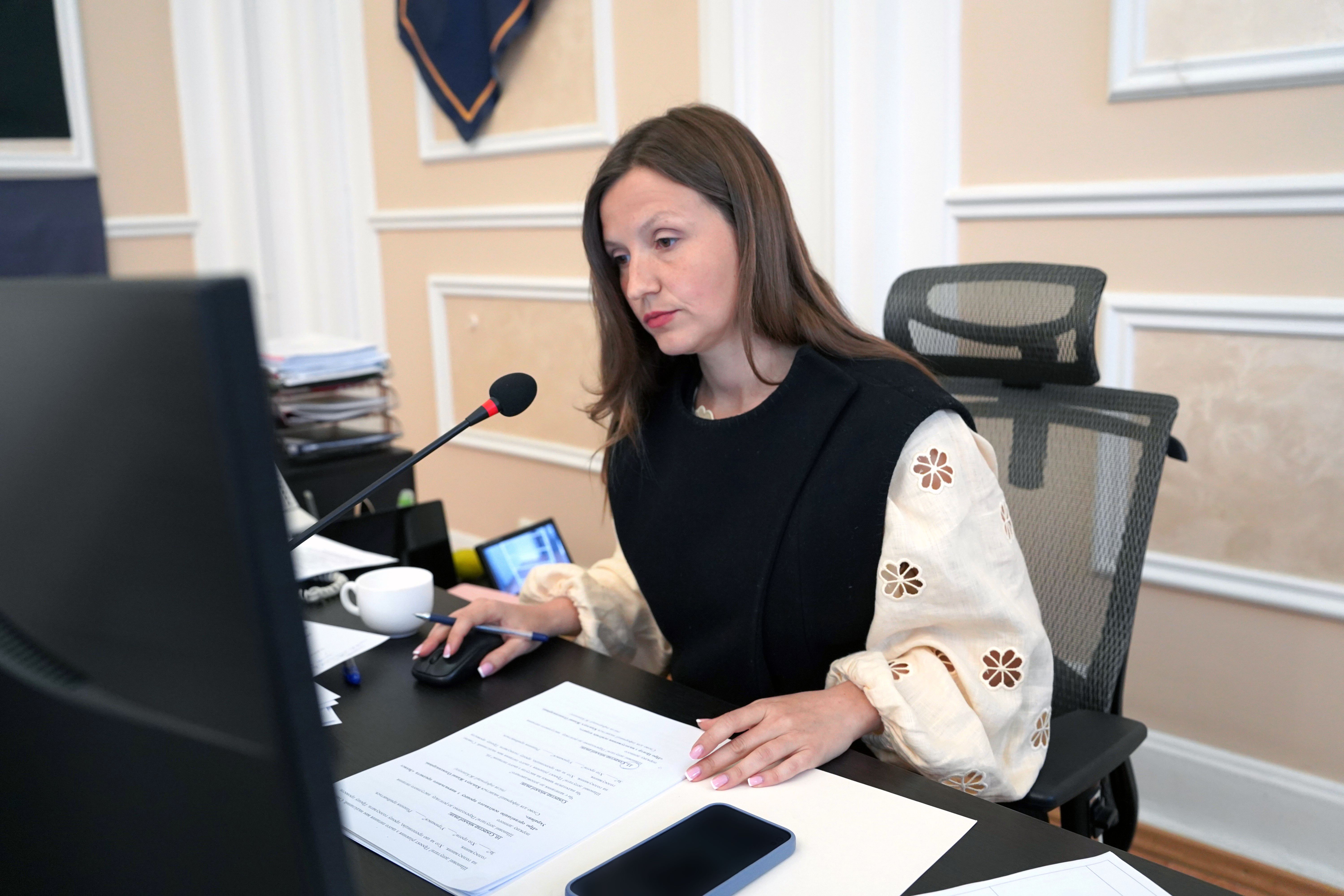 Підтримка військових та зміни у складі виконкому: відбулася позачергова 71 сесія міської ради