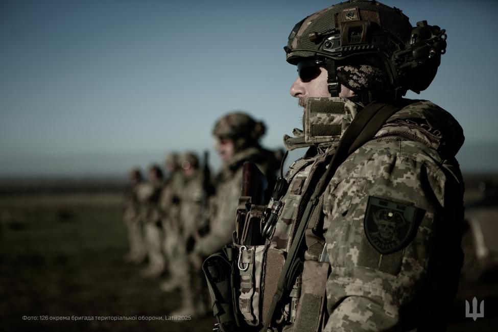 Полтавців запрошують на службу до Центру рекрутингу ВМС ЗСУ