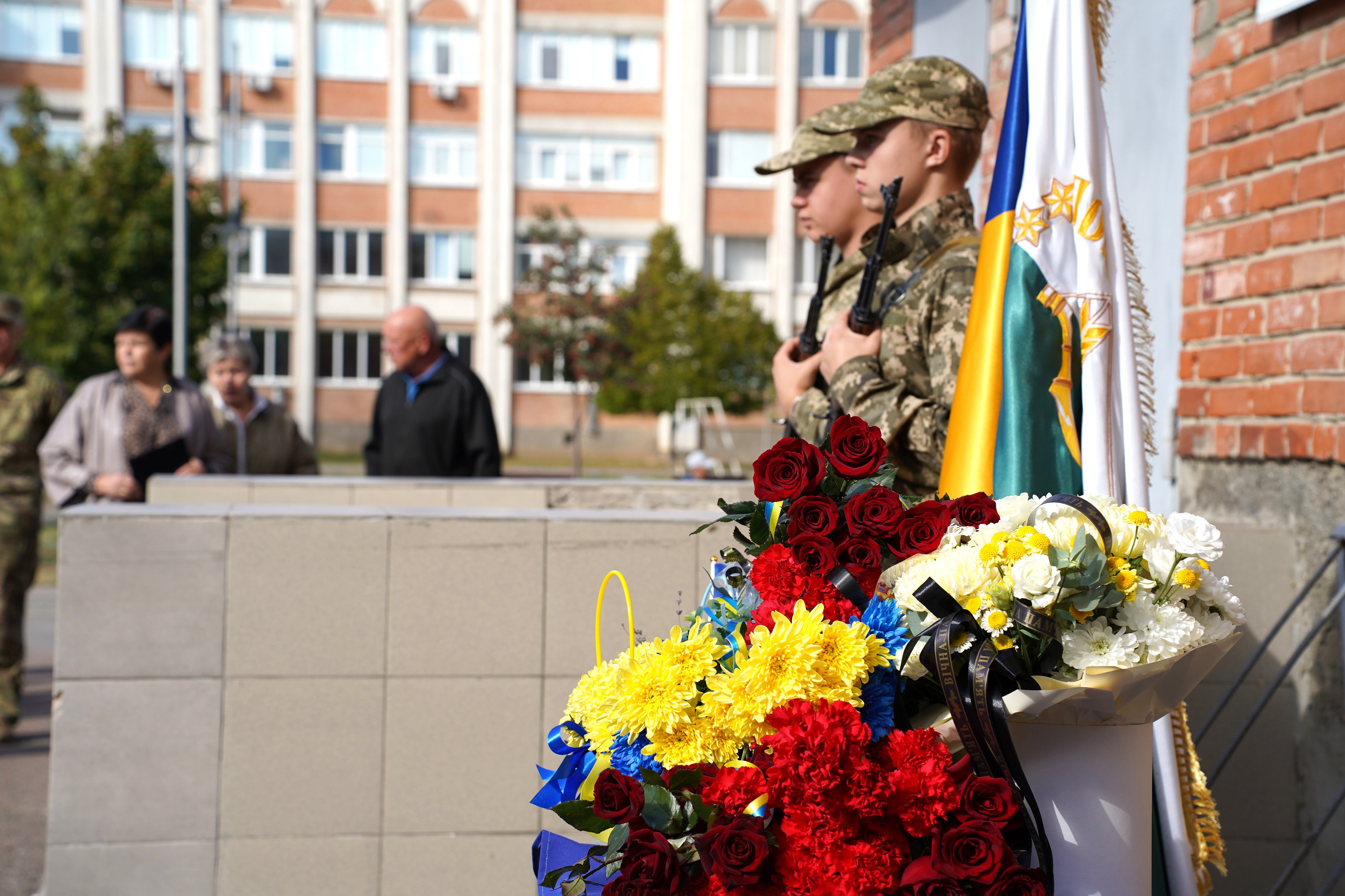 У Полтаві відкрили меморіальну дошку Сергію Грінці