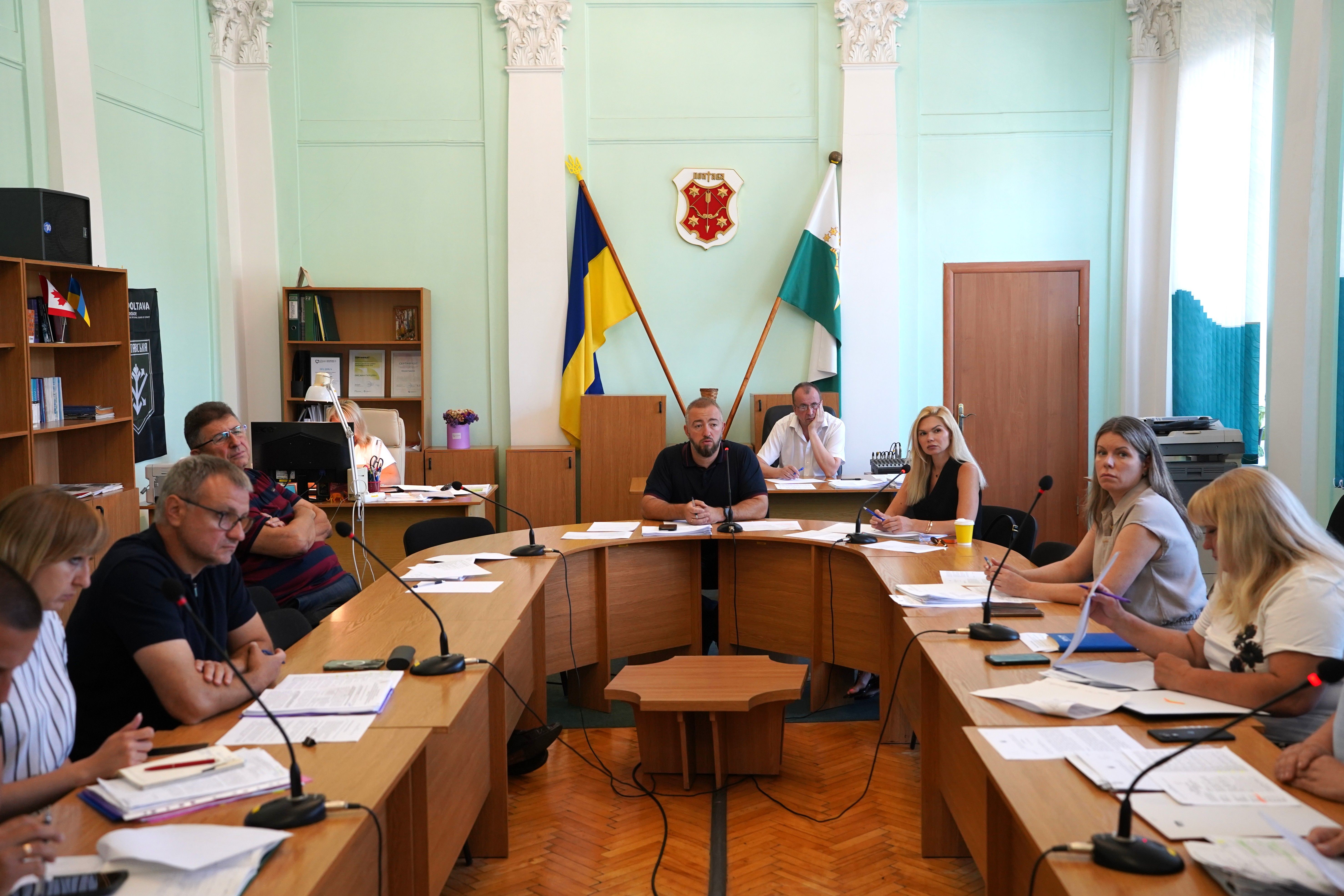 Із засідання постійної комісії з питань економічної політики, комунальної власності, бюджету, фінансів
