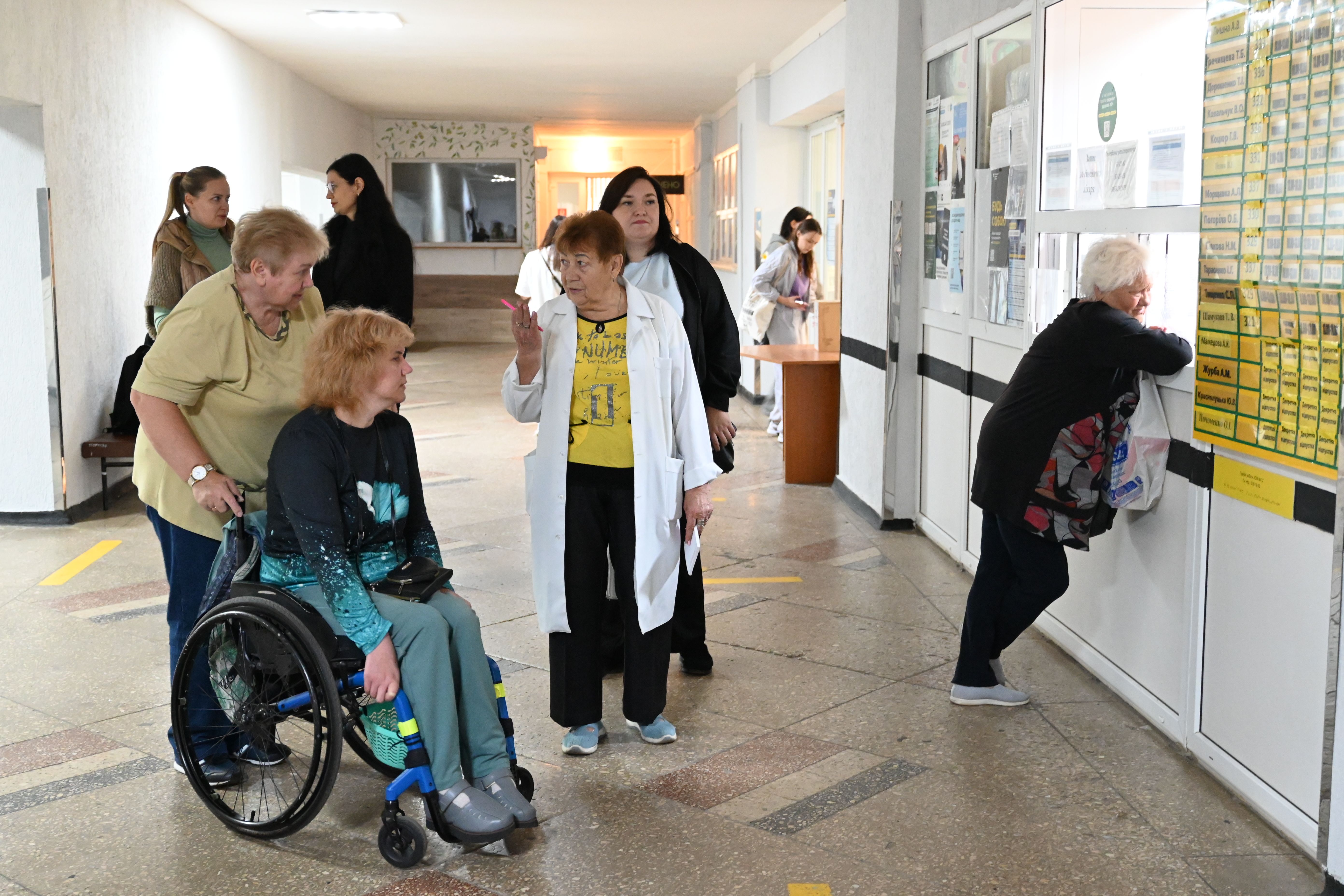 Безбар’єрність у закладах охорони здоров’я Полтавської міської ради: моніторингові візити завершено
