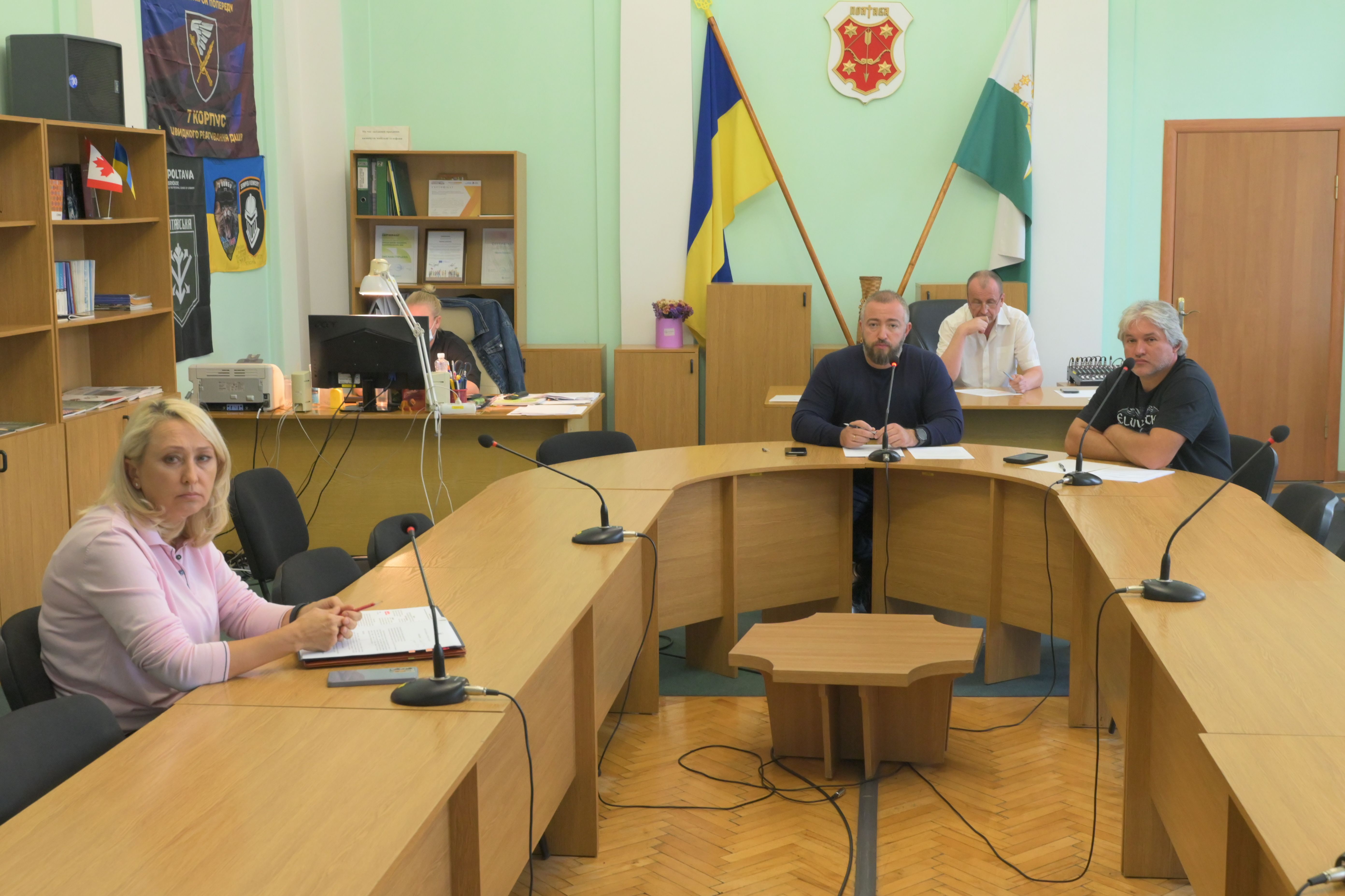 Із засідання постійної комісії з питань економічної політики, комунальної власності, бюджету, фінансів
