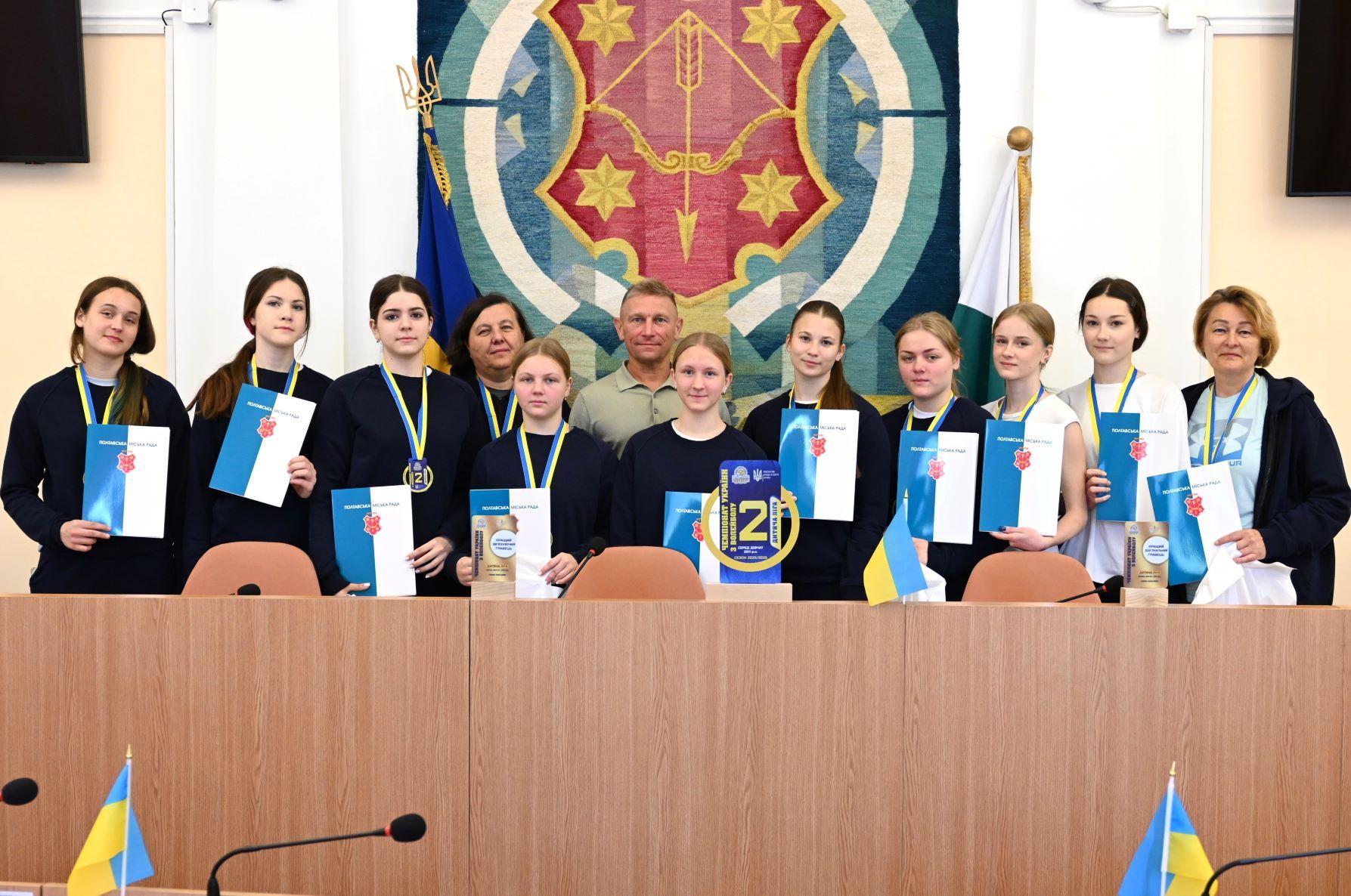 У Полтаві нагородили призерок Чемпіонату України з волейболу та їхніх тренерів
