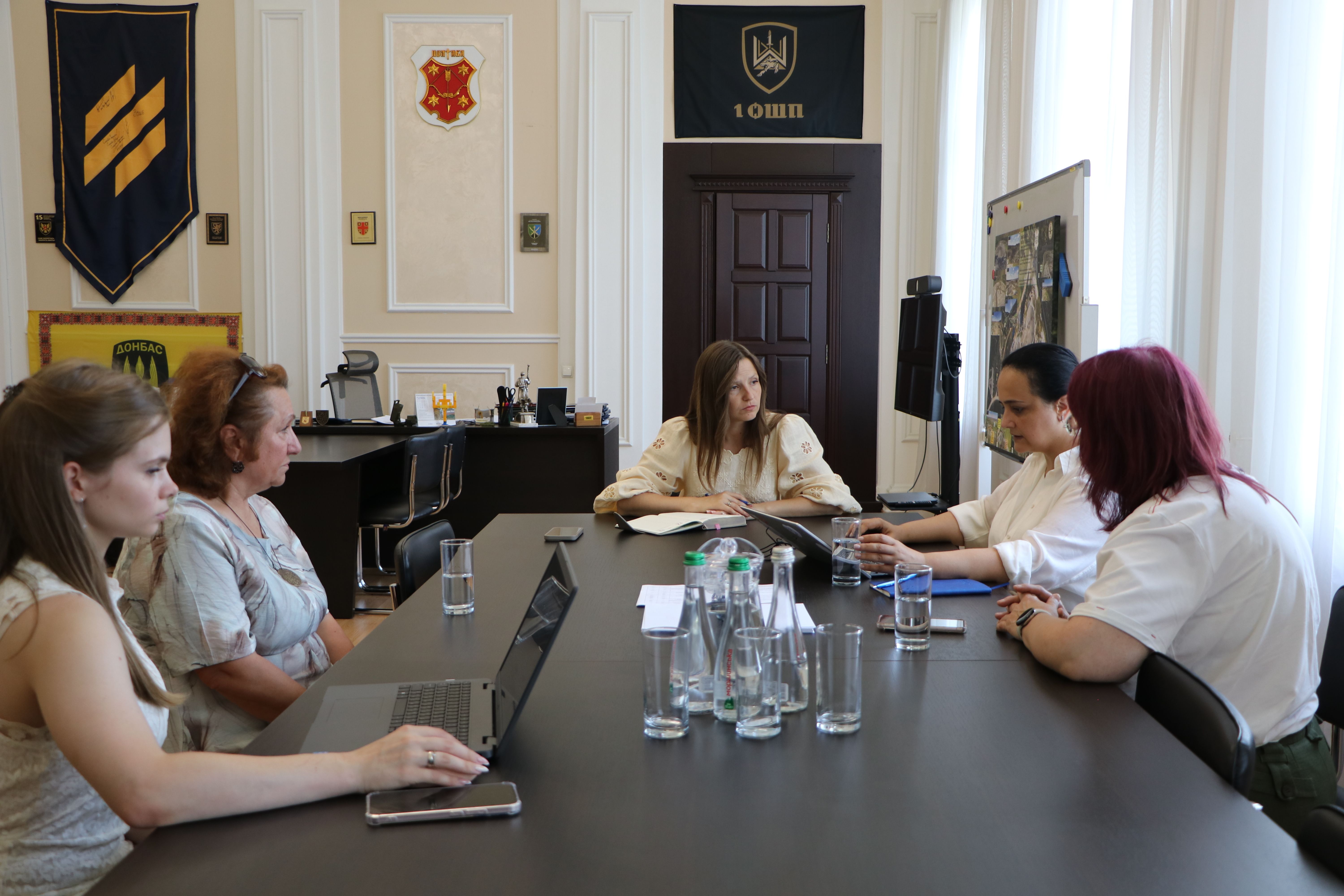 У Полтаві голова НСЗУ розповіла про розширення програми "Доступні ліки"