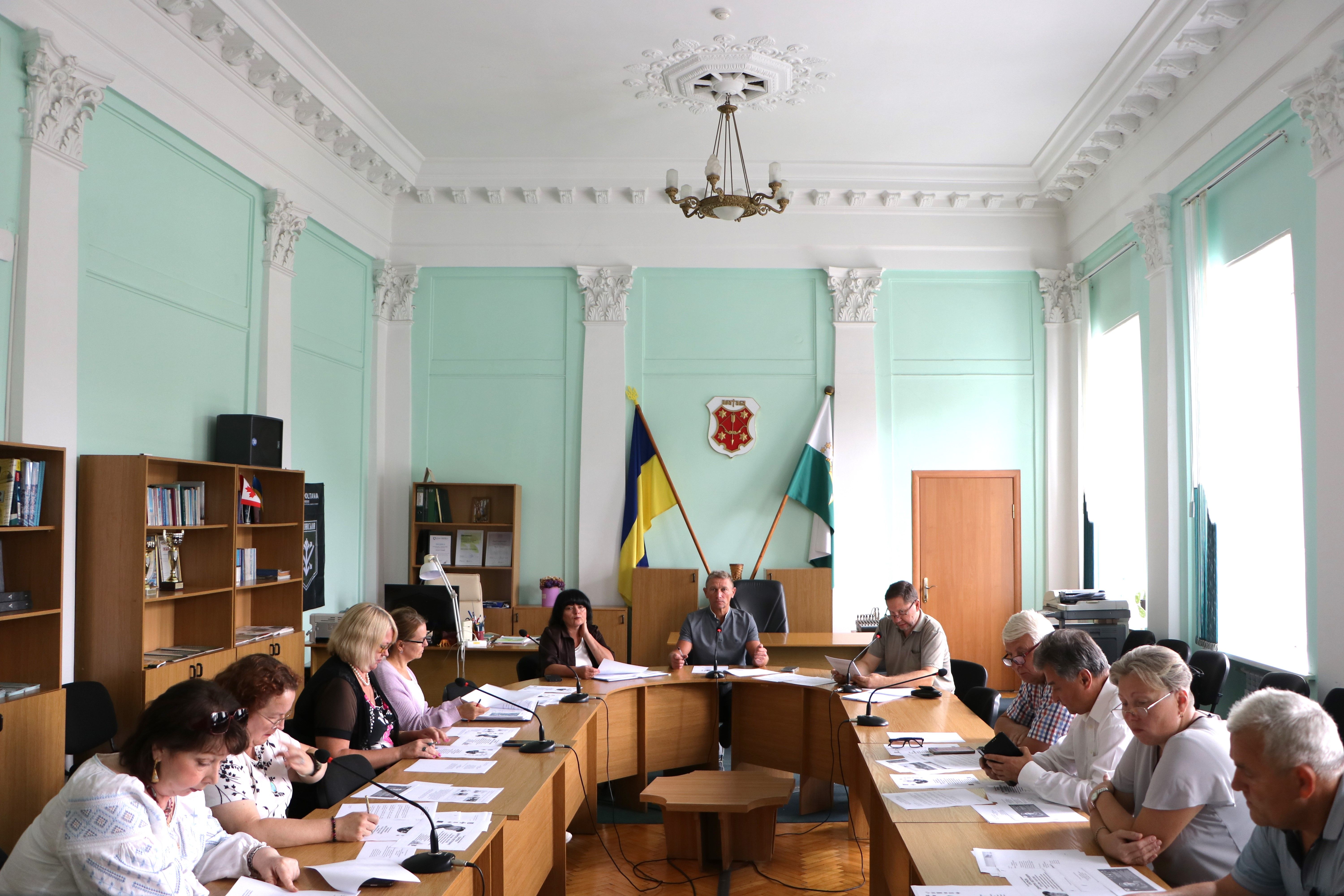 У Полтаві планують встановити меморіальні дошки та пам'ятні знаки
