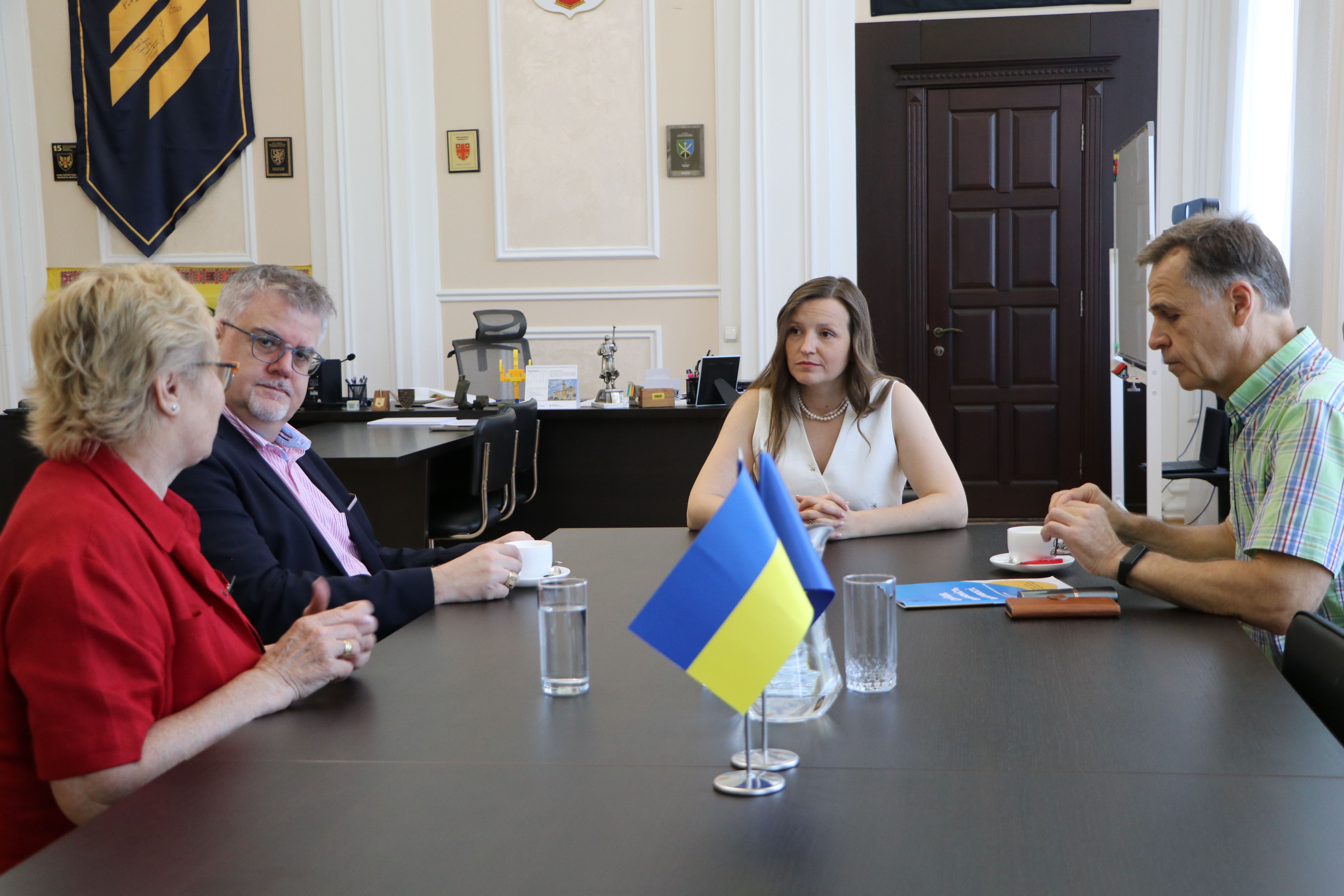 У Полтаві обговорили розвиток освітніх програм для дорослих 