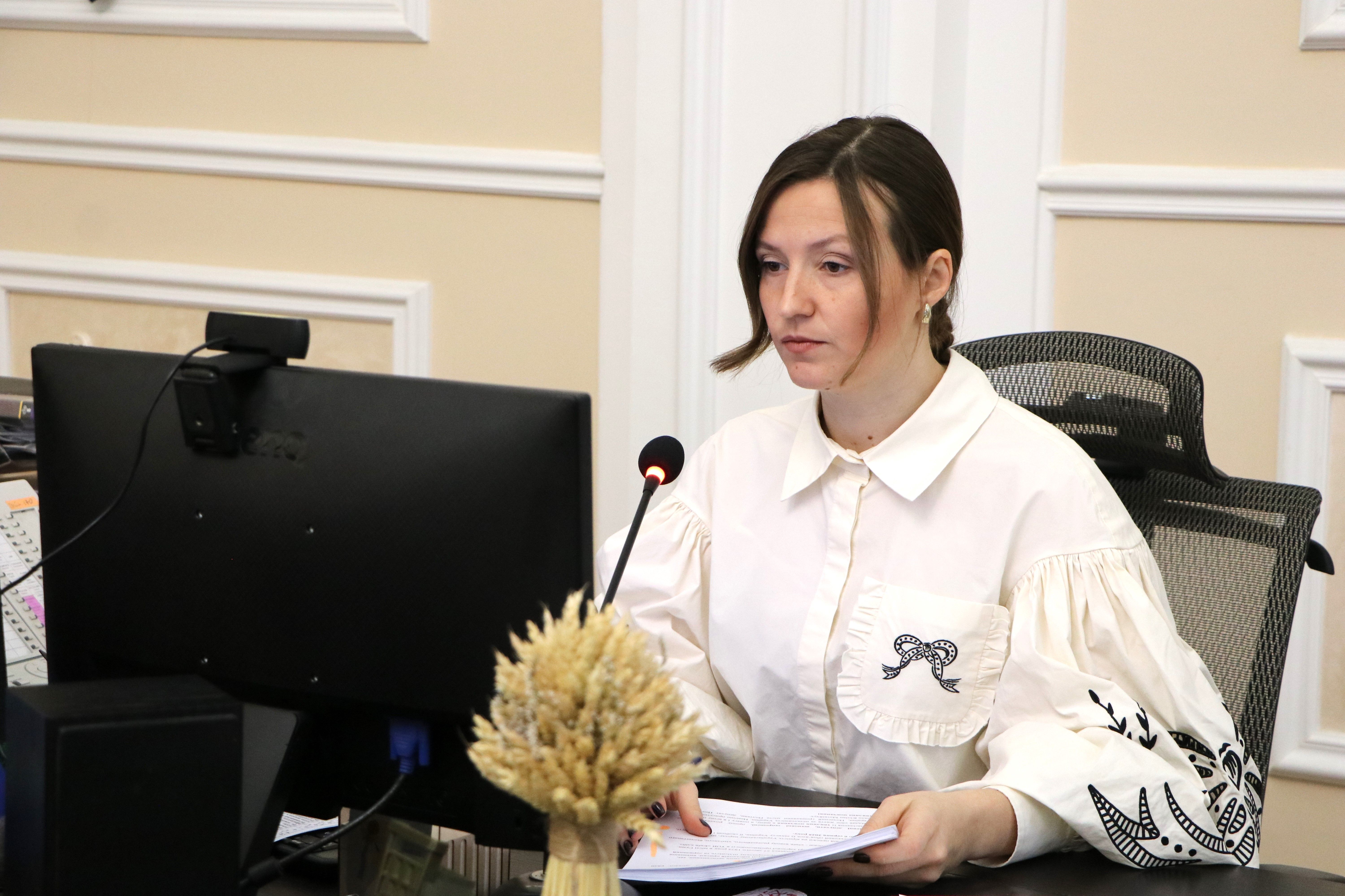 Внесення змін до програм та підтримка військових: відбулася позачергова 74 сесія міської ради