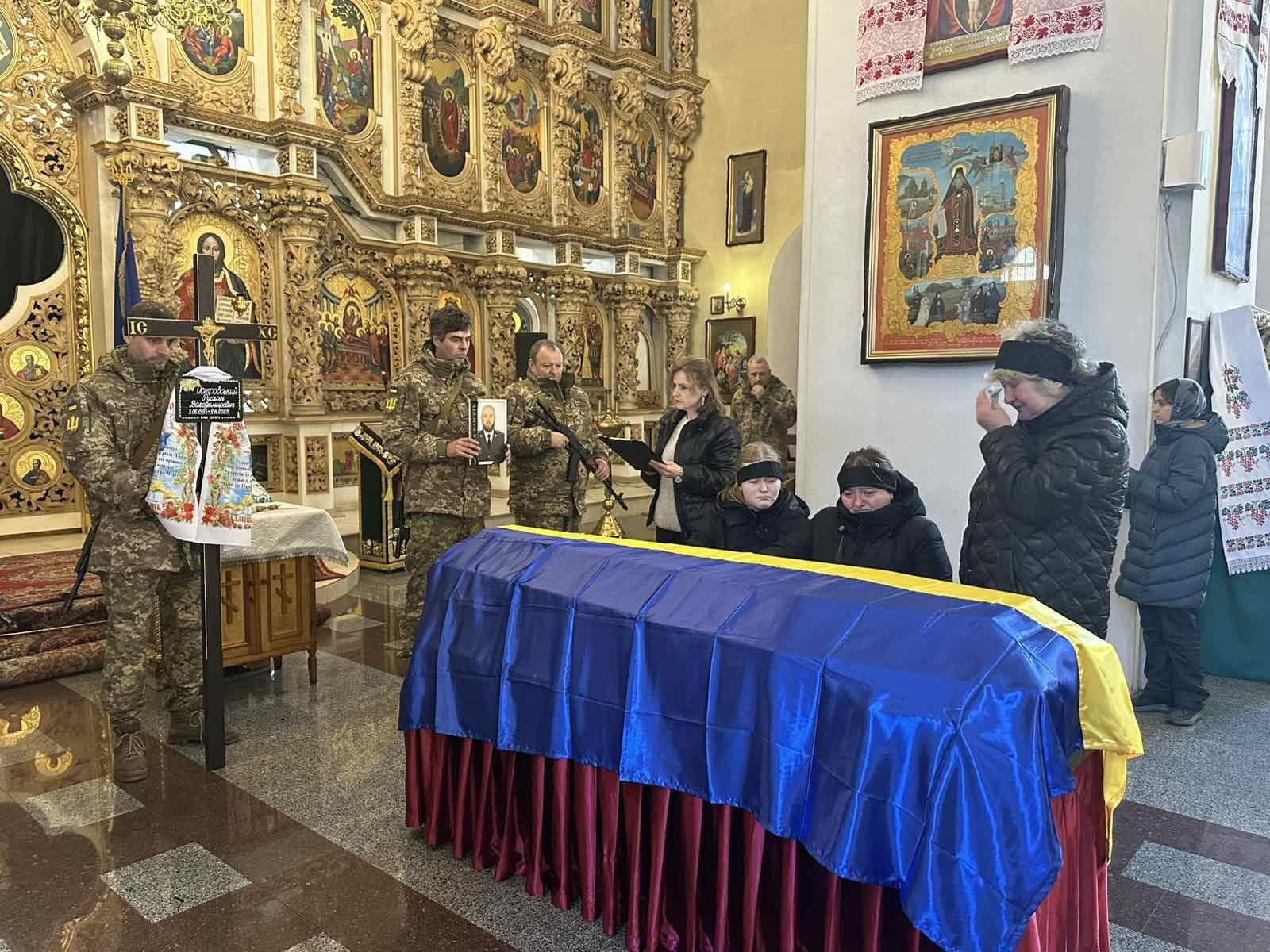 Полтавська громада попрощалась із загиблим захисником України