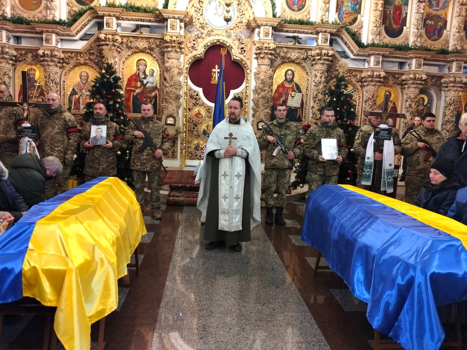 Полтавська громада попрощалась із загиблими захисниками України