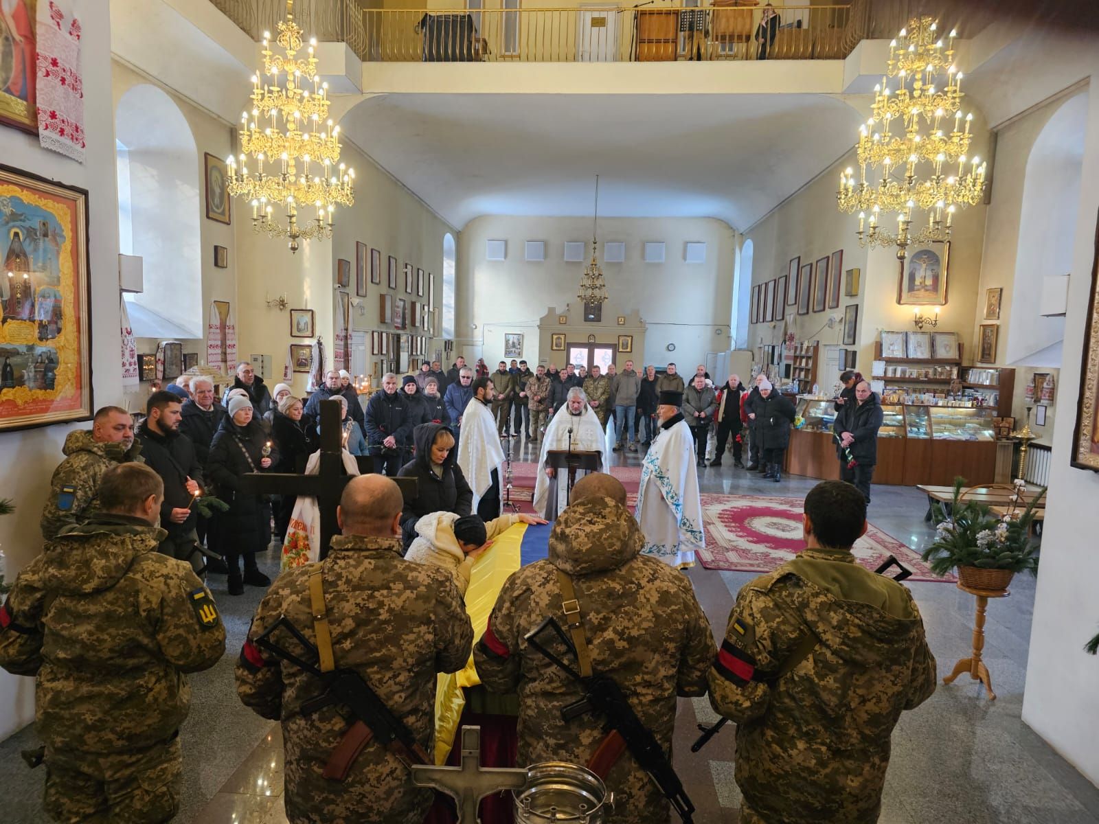 Полтавська громада попрощалась із загиблим захисником України