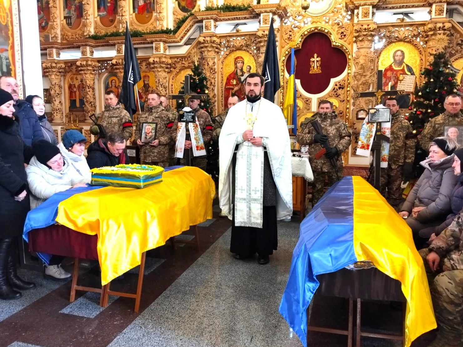 Полтавська громада попрощалась із загиблими захисниками України