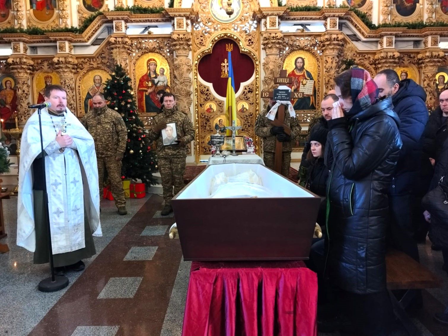 Полтавська громада попрощалась із загиблим захисником України