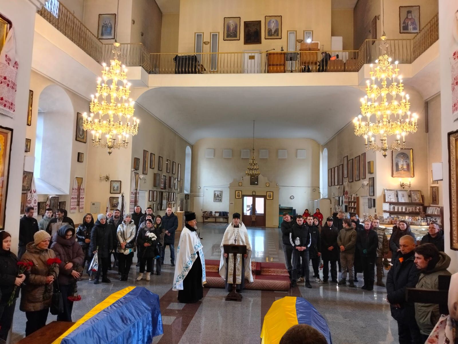 Полтавська громада попрощалась із загиблими захисниками України