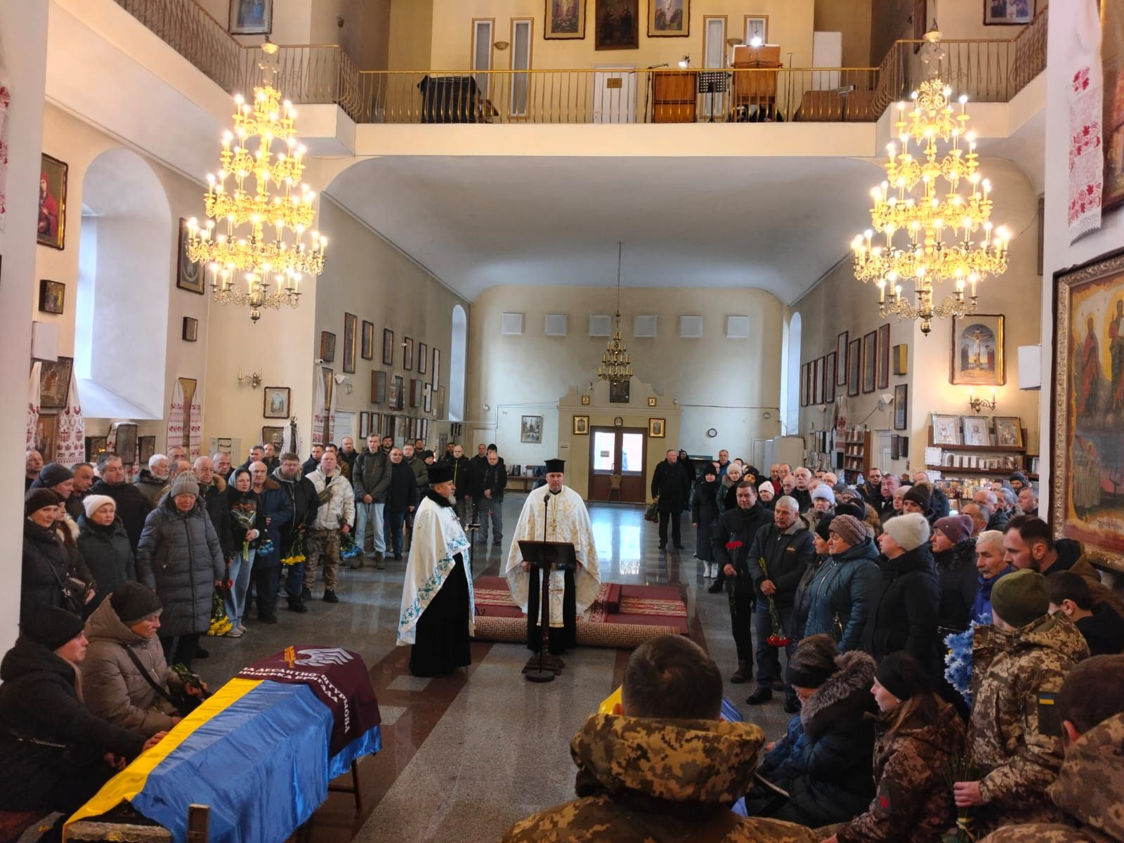 Полтавська громада попрощалась із загиблими захисниками України