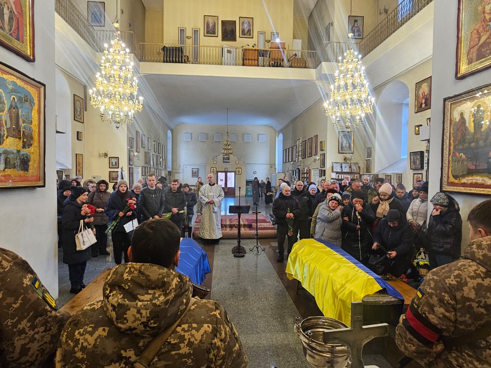 Полтавська громада попрощалась із загиблими захисниками України