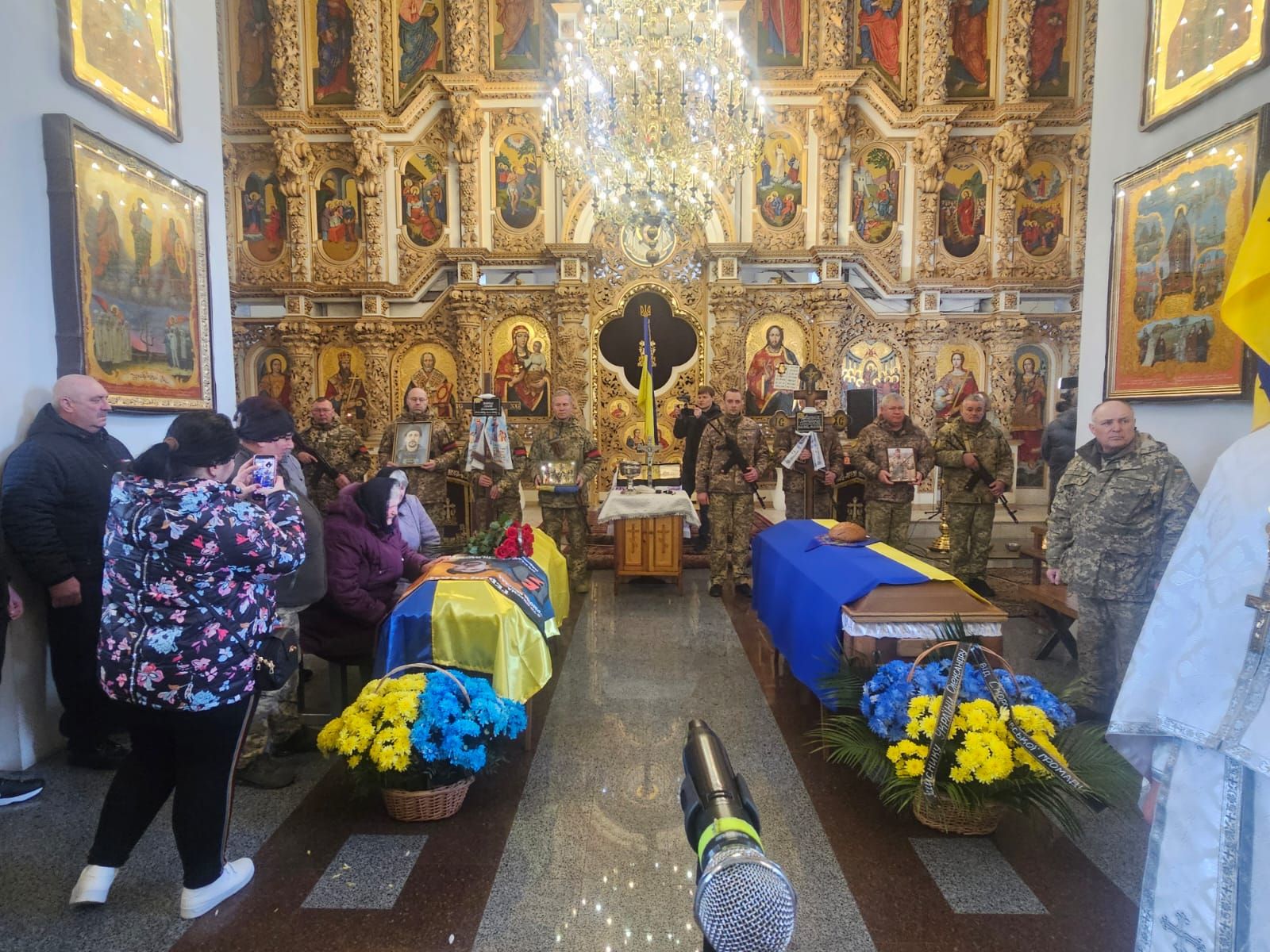 Полтавська громада попрощалась із загиблими захисниками України