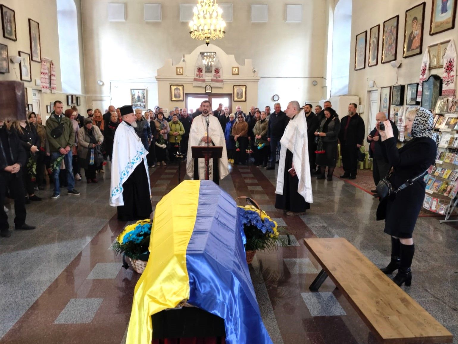 Полтавська громада попрощалась із загиблим захисником України