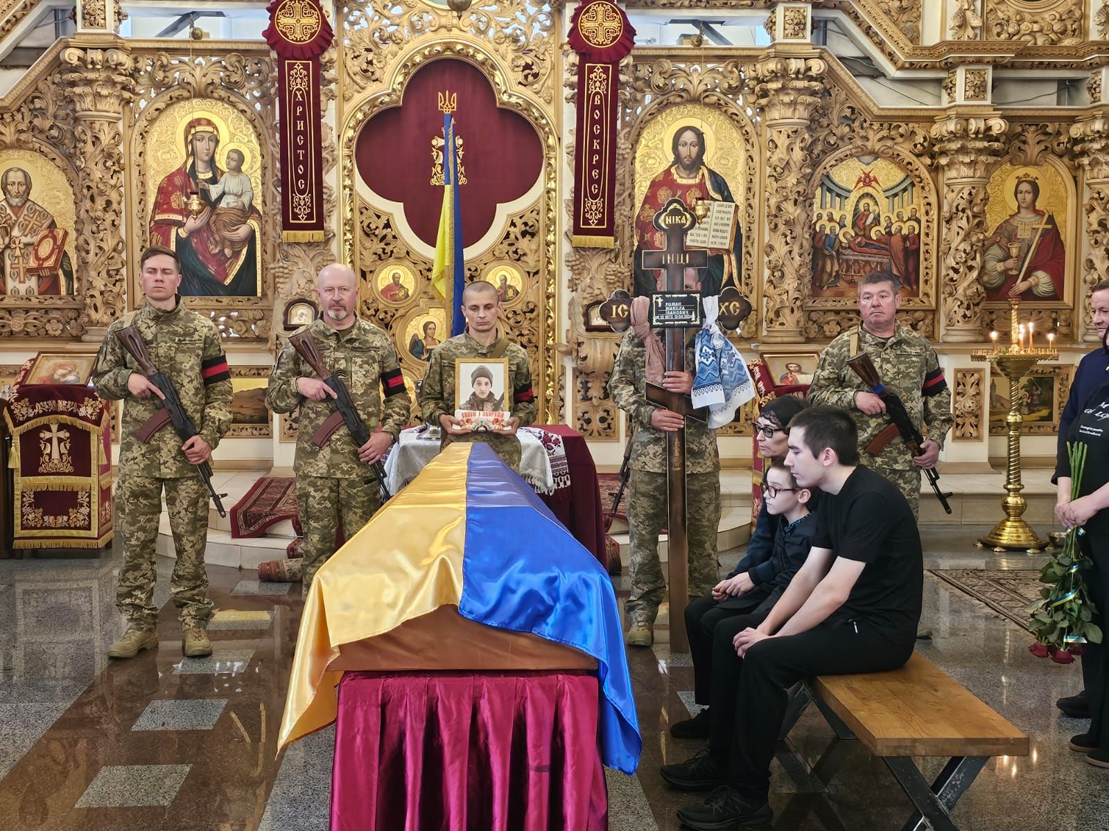 Полтавська громада попрощалась із загиблим захисником України
