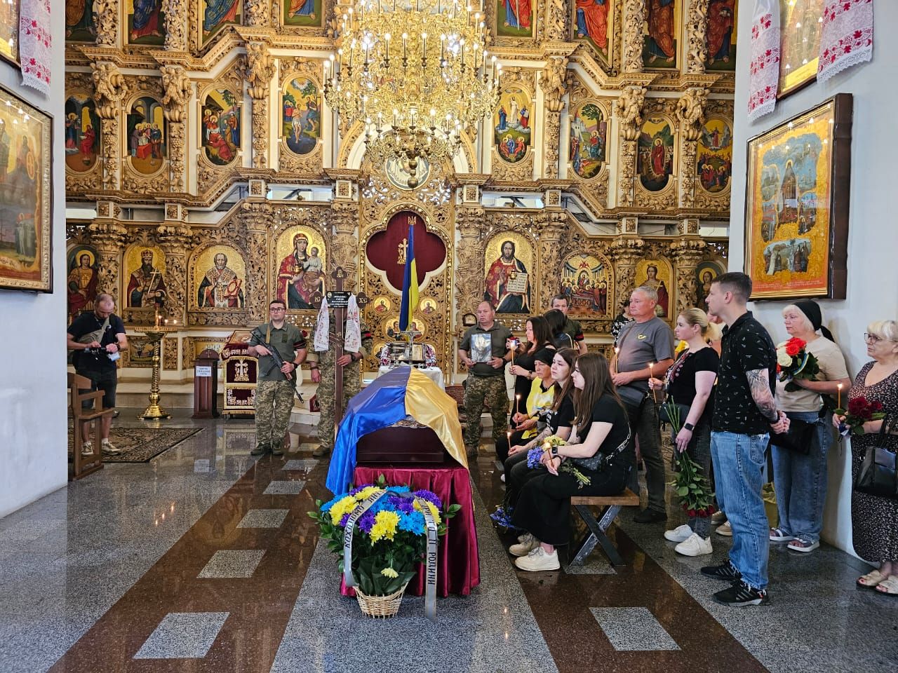 Полтавська громада попрощалась із загиблим захисником України
