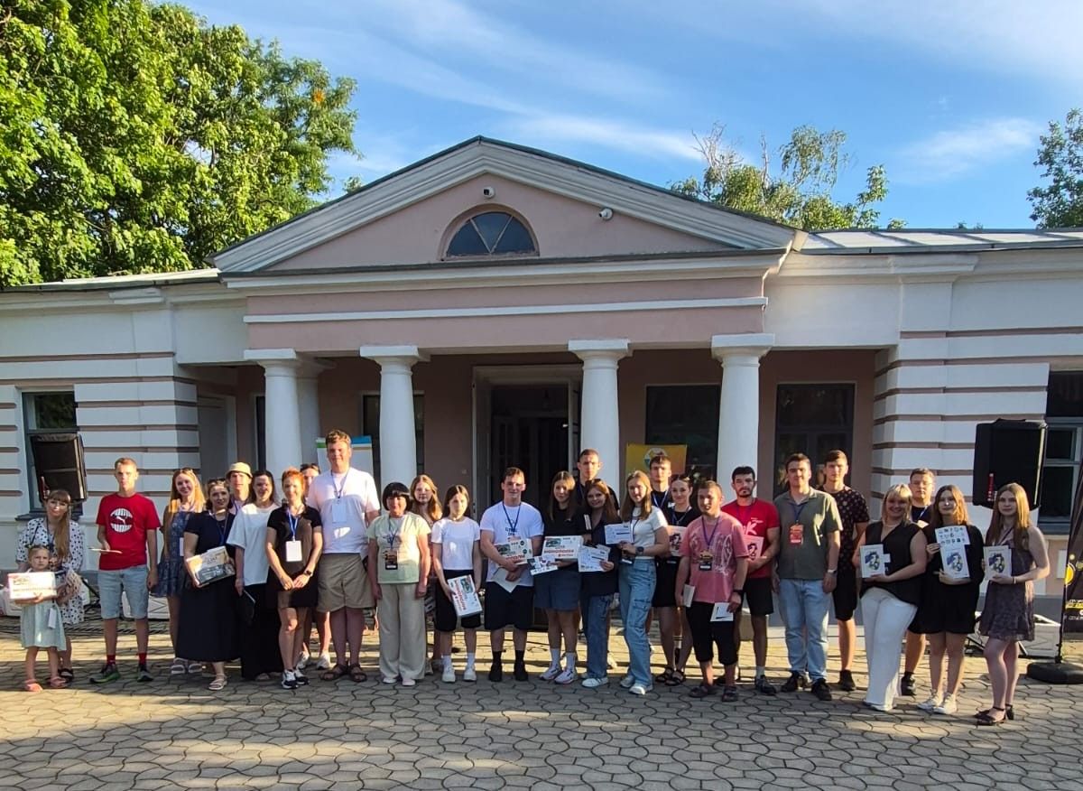 Молодь Полтави та Бахмута відкривала місто у квесті «Полтава: вайб галушок та рок-н-ролу»