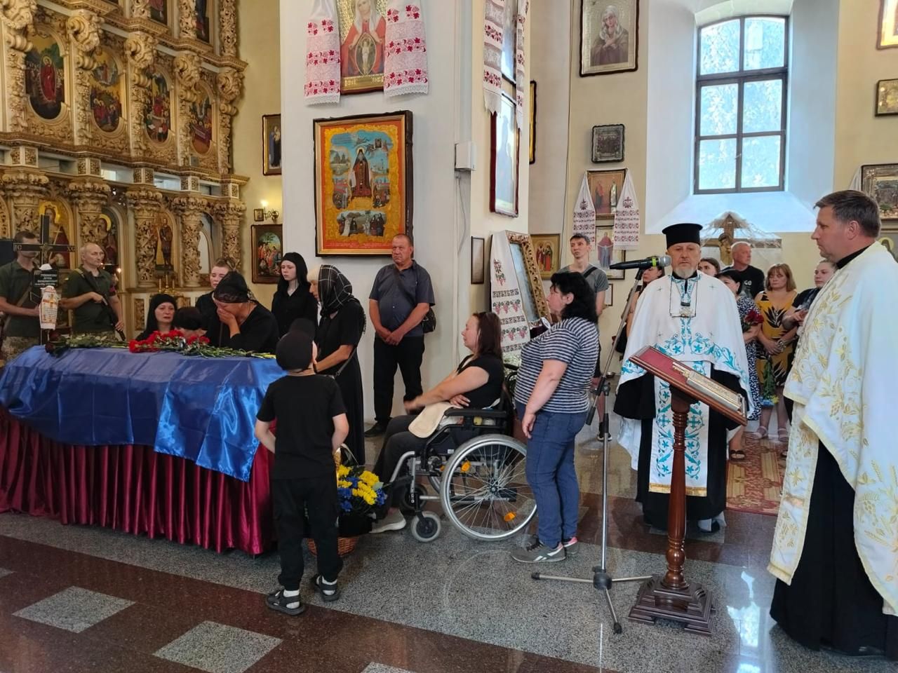 Полтавська громада попрощалась із загиблим захисником України