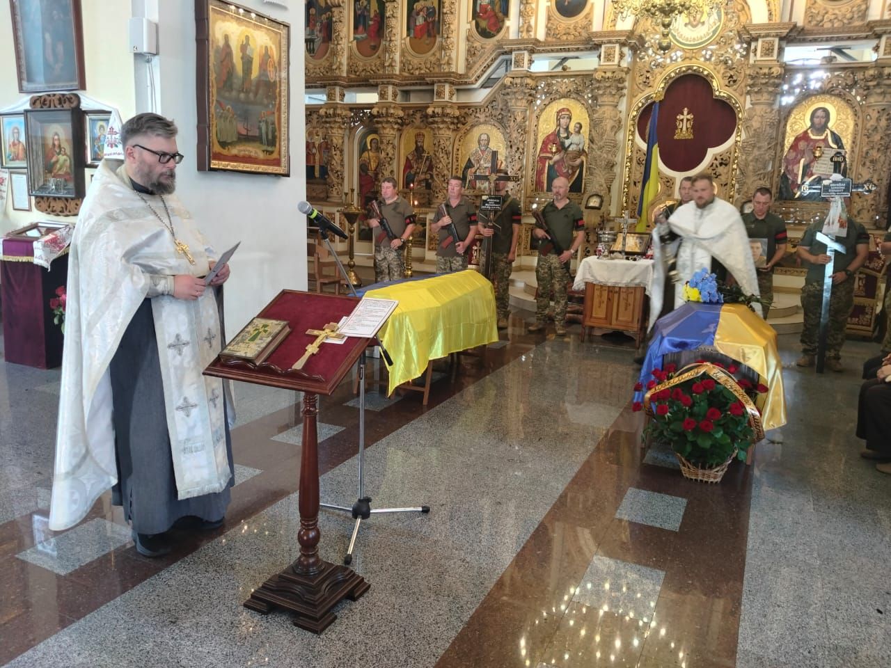 Полтавська громада попрощалась із загиблими захисниками України