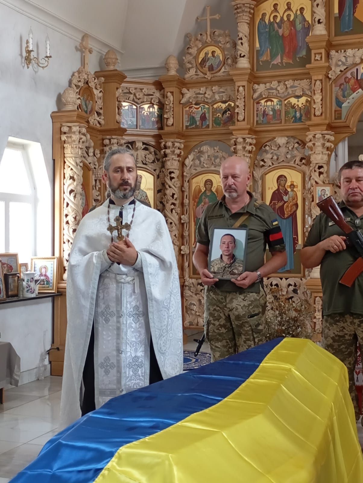 Полтавська громада попрощалась із загиблим захисником України
