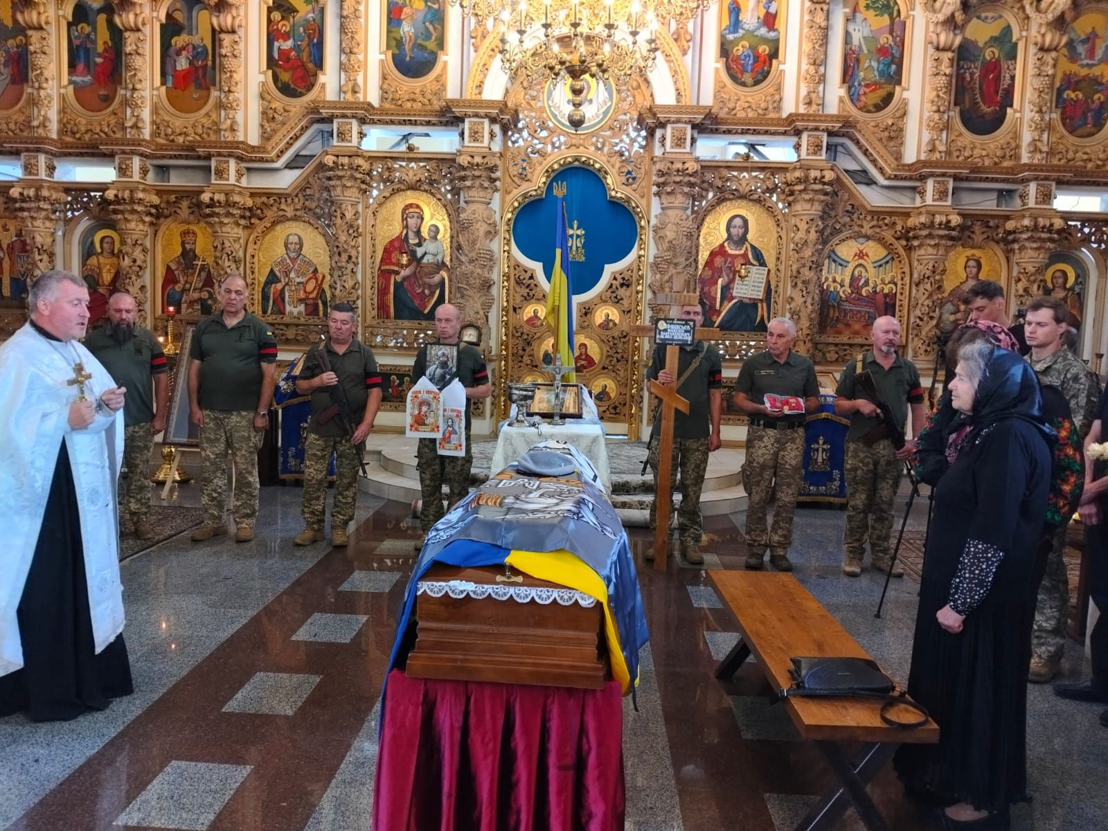 Полтавська громада попрощалась із загиблим захисником України