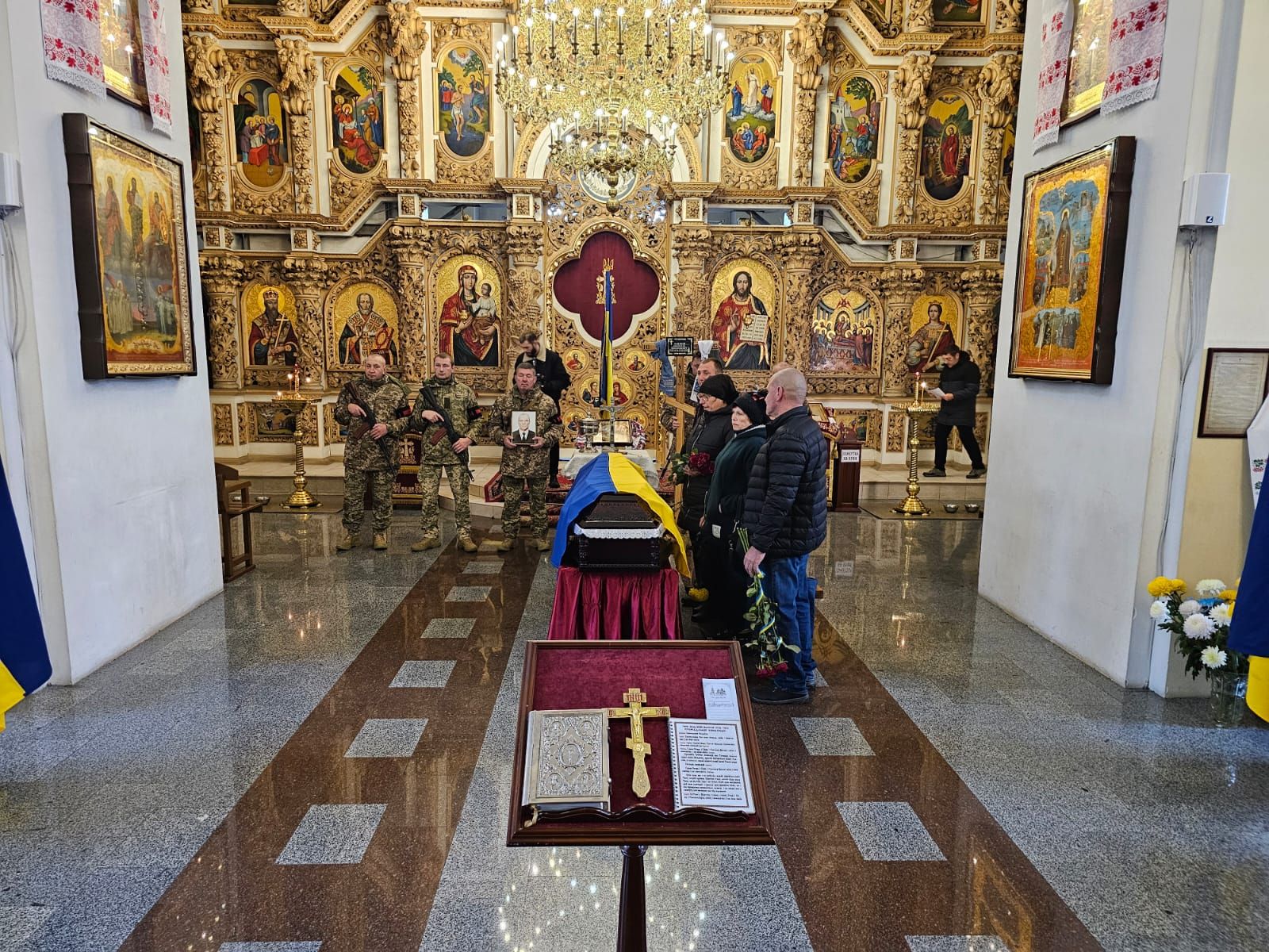 Полтавська громада попрощалась із загиблим захисником України