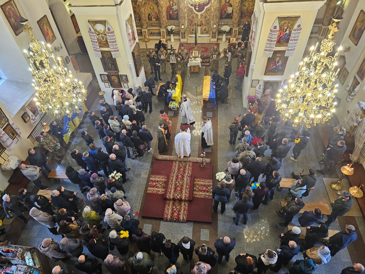 Полтавська громада попрощалась із загиблими захисниками України
