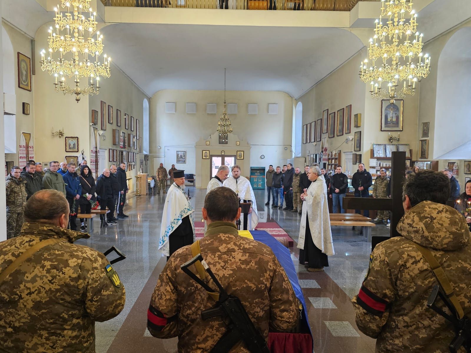 Полтавська громада попрощалась із загиблим захисником України