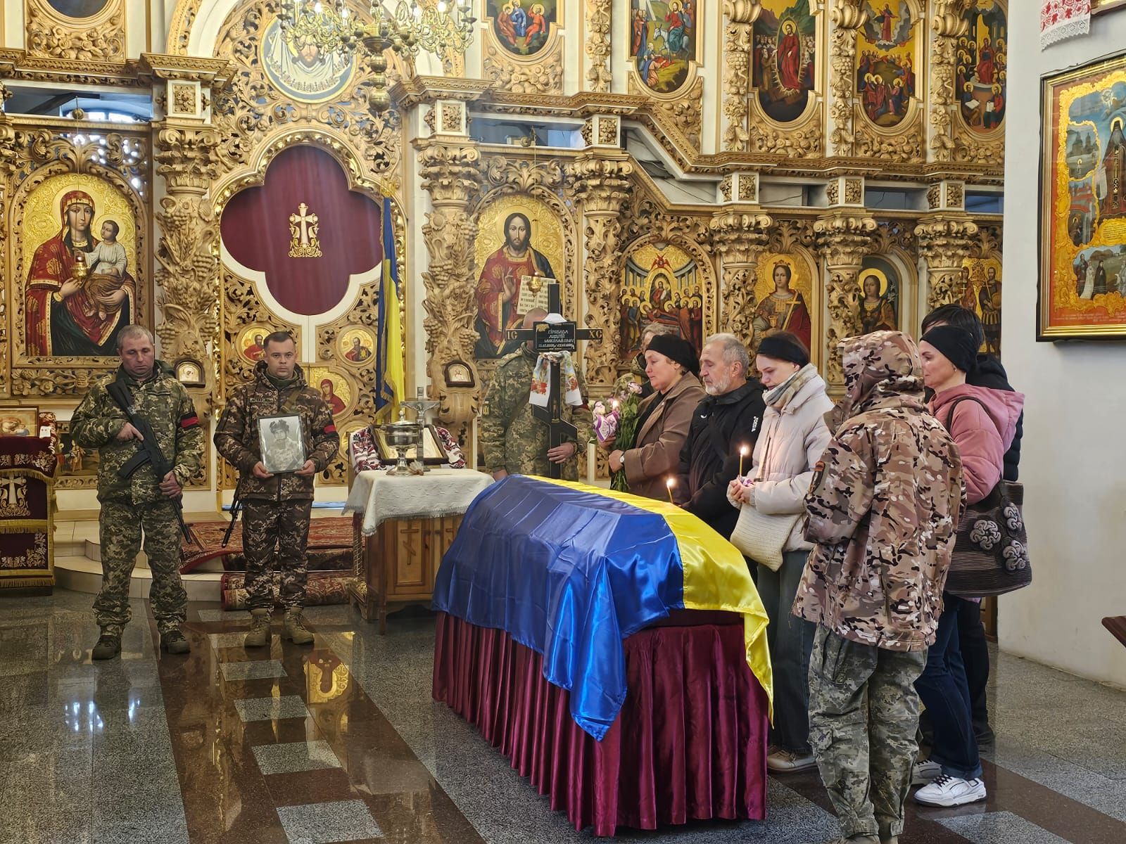 Полтавська громада попрощалась із загиблим захисником України