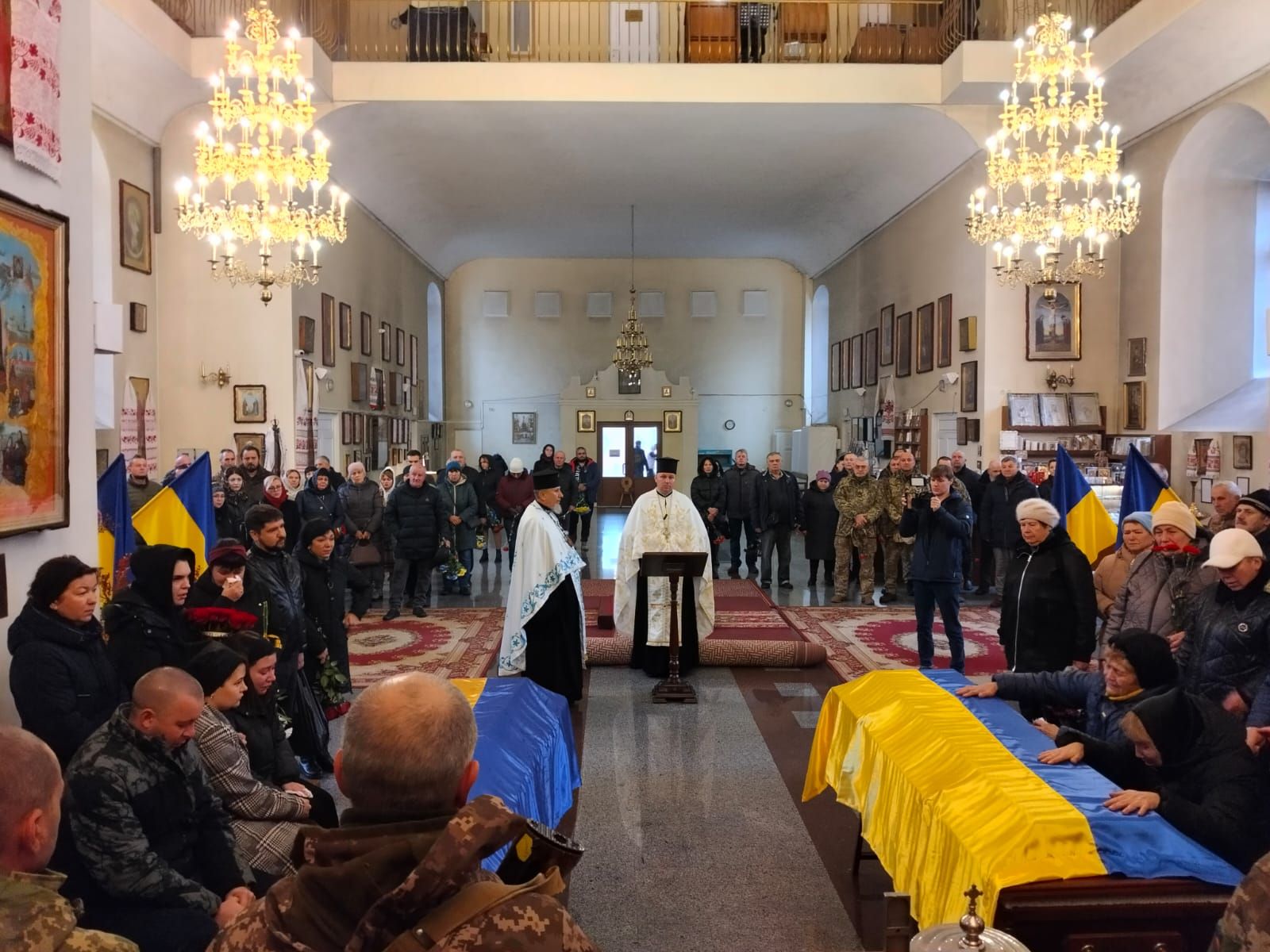 Полтавська громада попрощалась із загиблими захисниками України