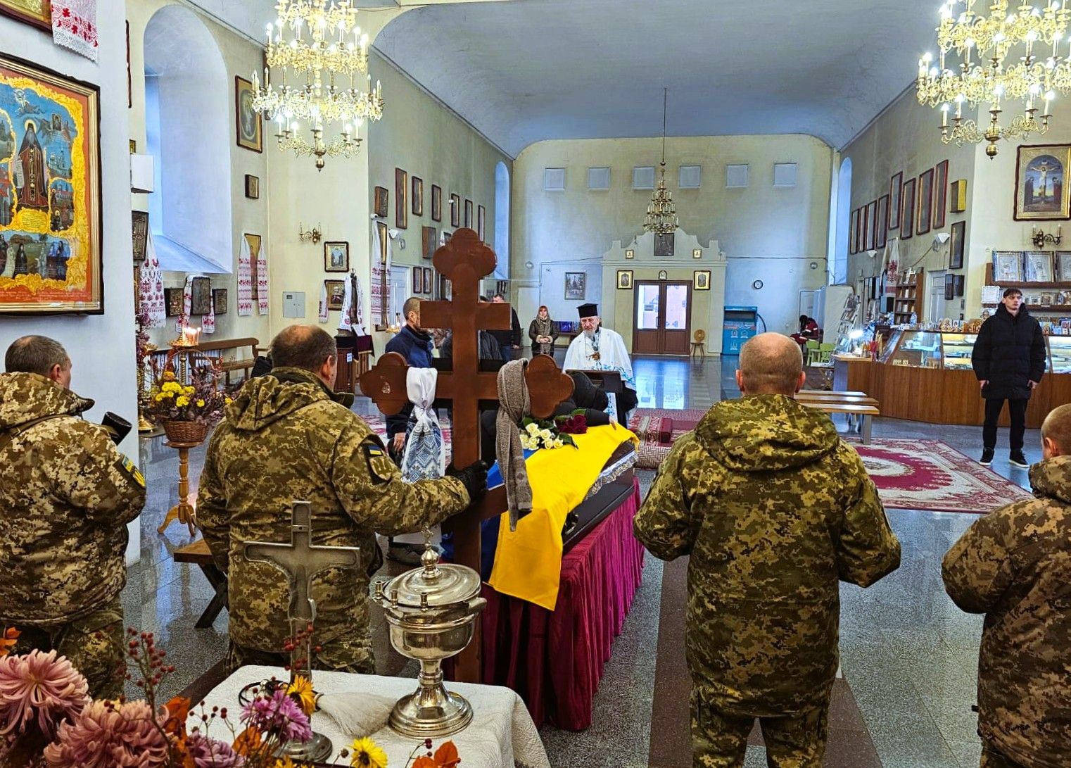 Полтавська громада попрощалась із загиблим захисником України