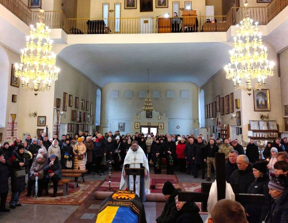 Полтавська громада попрощалась із загиблим захисником України