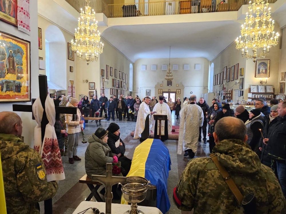 Полтавська громада попрощалась із загиблими захисниками України