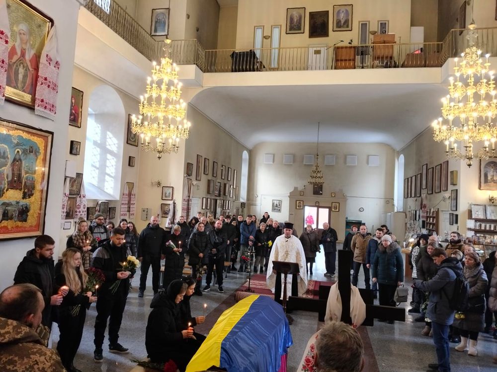 Полтавська громада попрощалась із загиблим захисником України