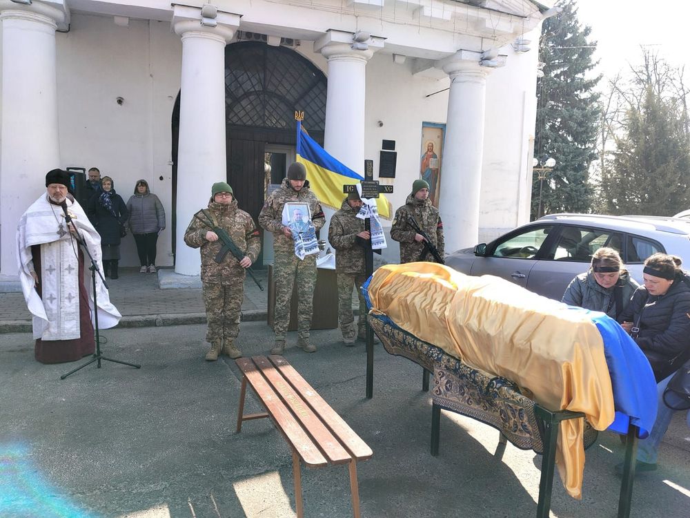Полтавська громада попрощалась з полеглим захисником України