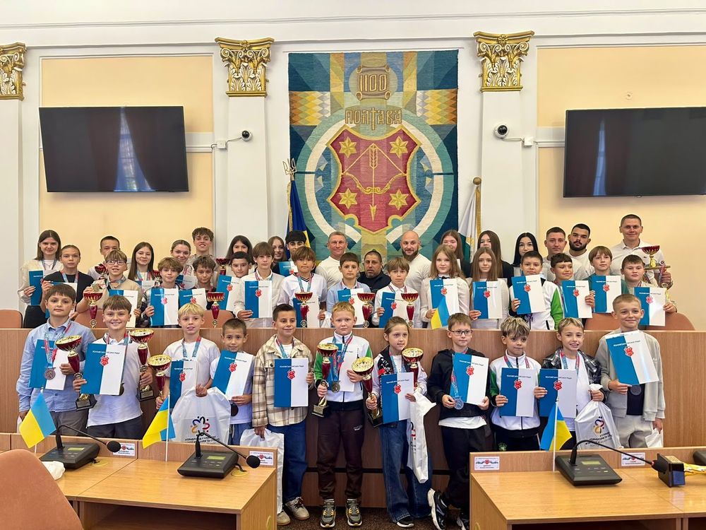 У Полтаві відзначили спортсменів та тренерів із кіокушин карате