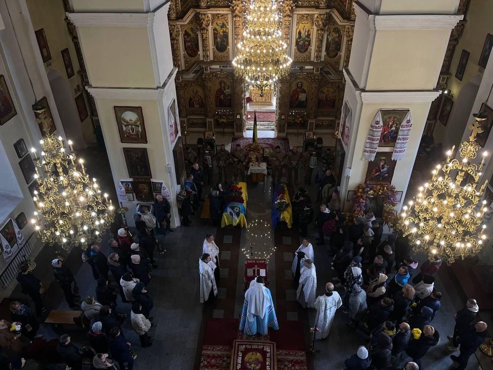 Полтавська громада попрощалась із загиблими захисниками України