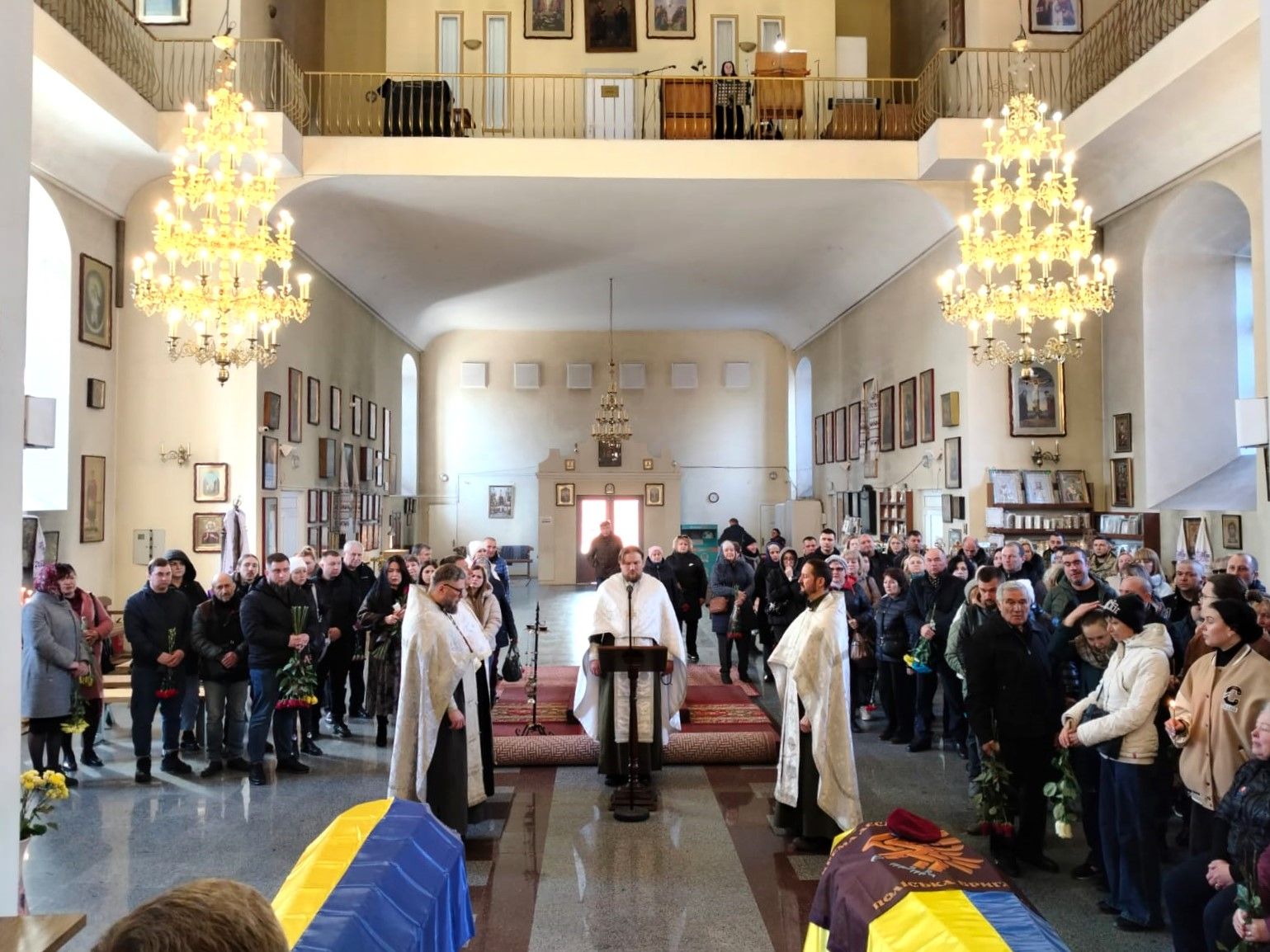 Полтавська громада попрощалась із загиблими захисниками України
